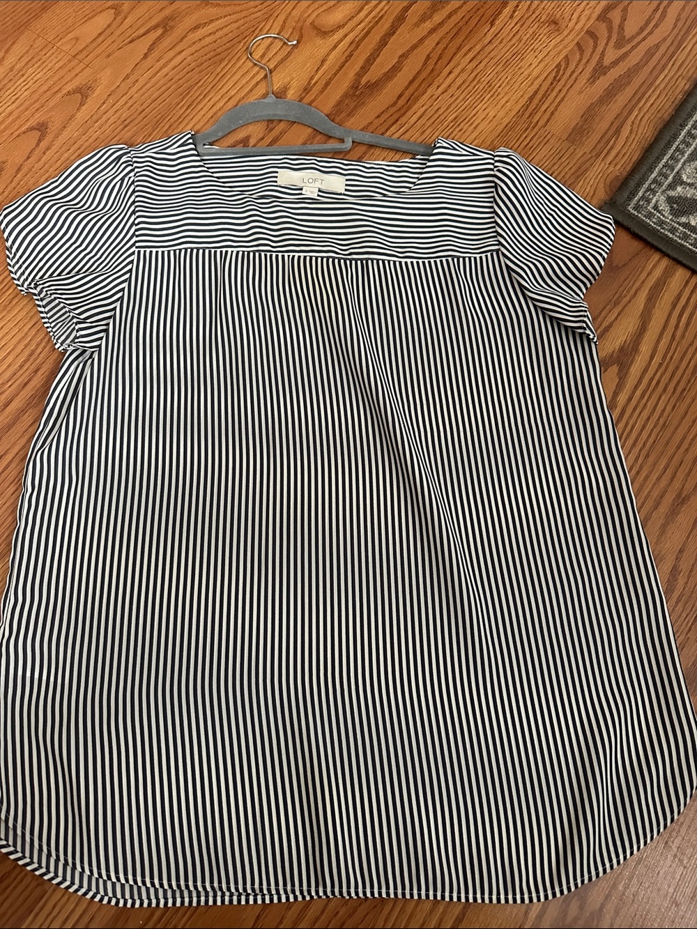 LOFT Black & White Striped Short Sleeve Blouse